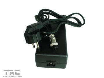 Venta caliente cargadores de baterías portátiles de 36V / 43.8V, cargadores de baterías de motocicleta personalizados
