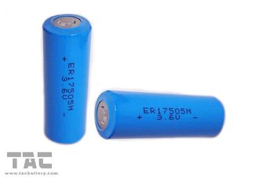 Batería ER17505 de la densidad de alta energía 3.6V LiSOCl2 con vida de almacenamiento excelente